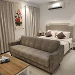 Hawana Salalah Jasmin Studio
